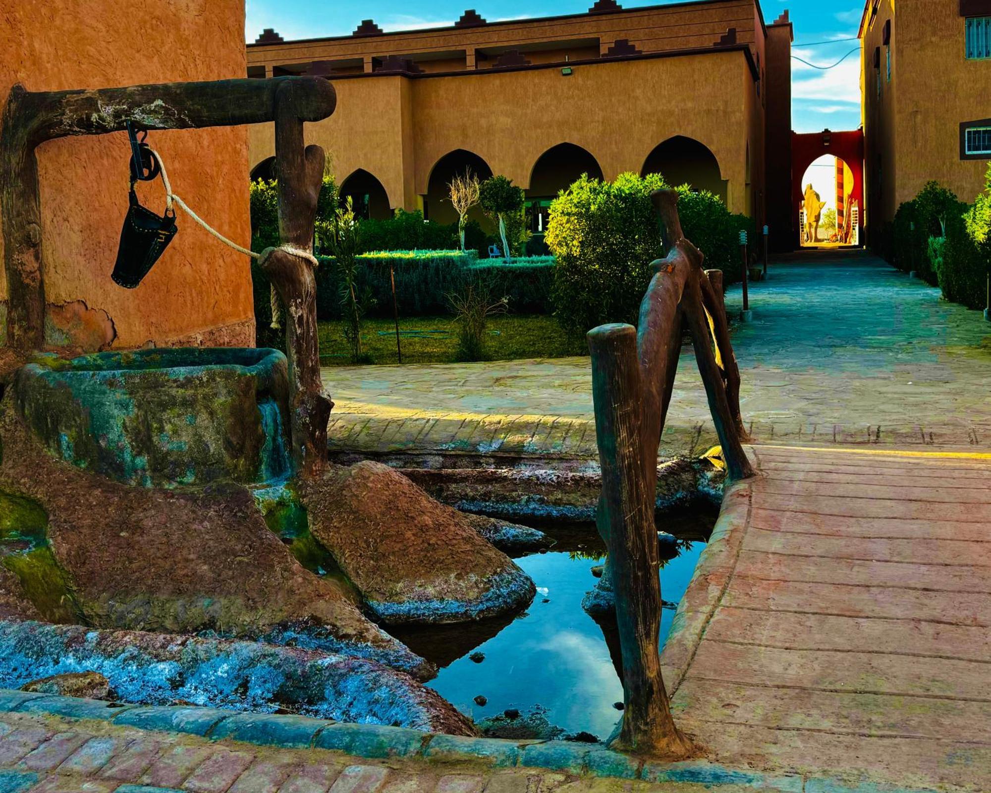 Complexe L'Oasis Bed & Breakfast Erfoud Bagian luar foto